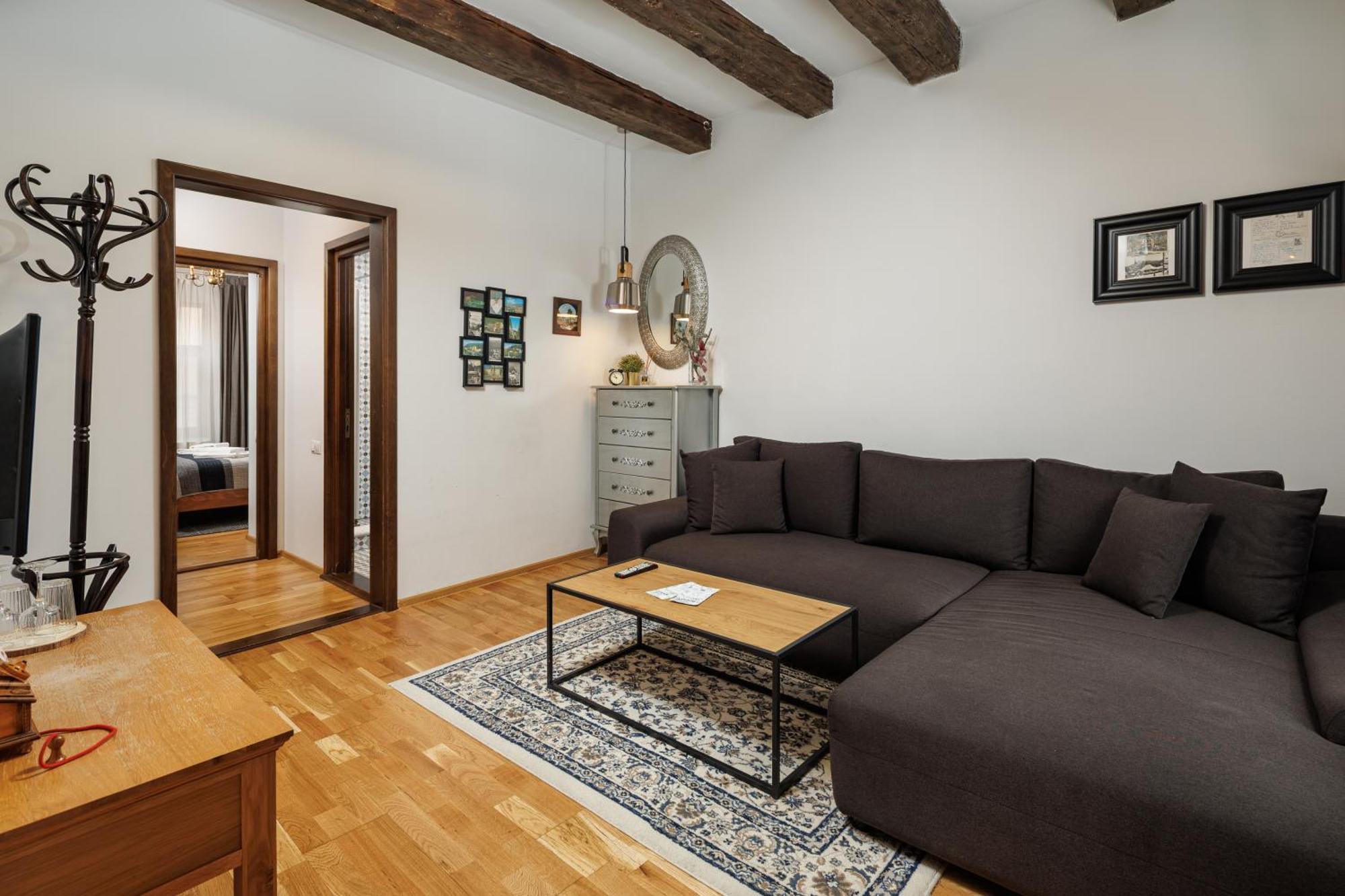 Wood House Republicii Ξενοδοχείο Μπρασόβ Εξωτερικό φωτογραφία